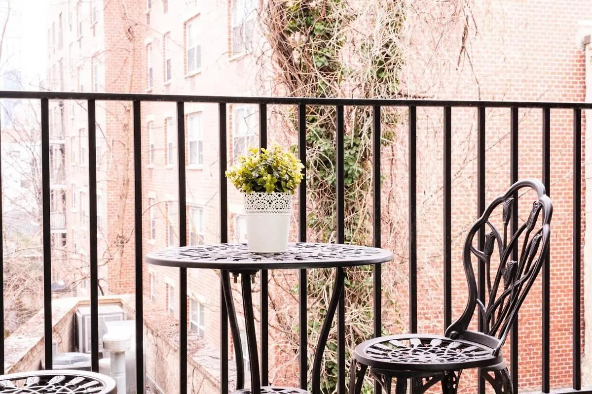 Apartman 809-3B Studio With A Balcony By Columbus Circle New York